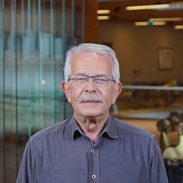 Dr. Öğr. Üyesi Refik Tanju SİRMEN